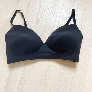 BUY 1 GET 1 FREE soma 36c black bra wire free